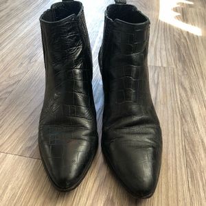 Modern vice alligator boots